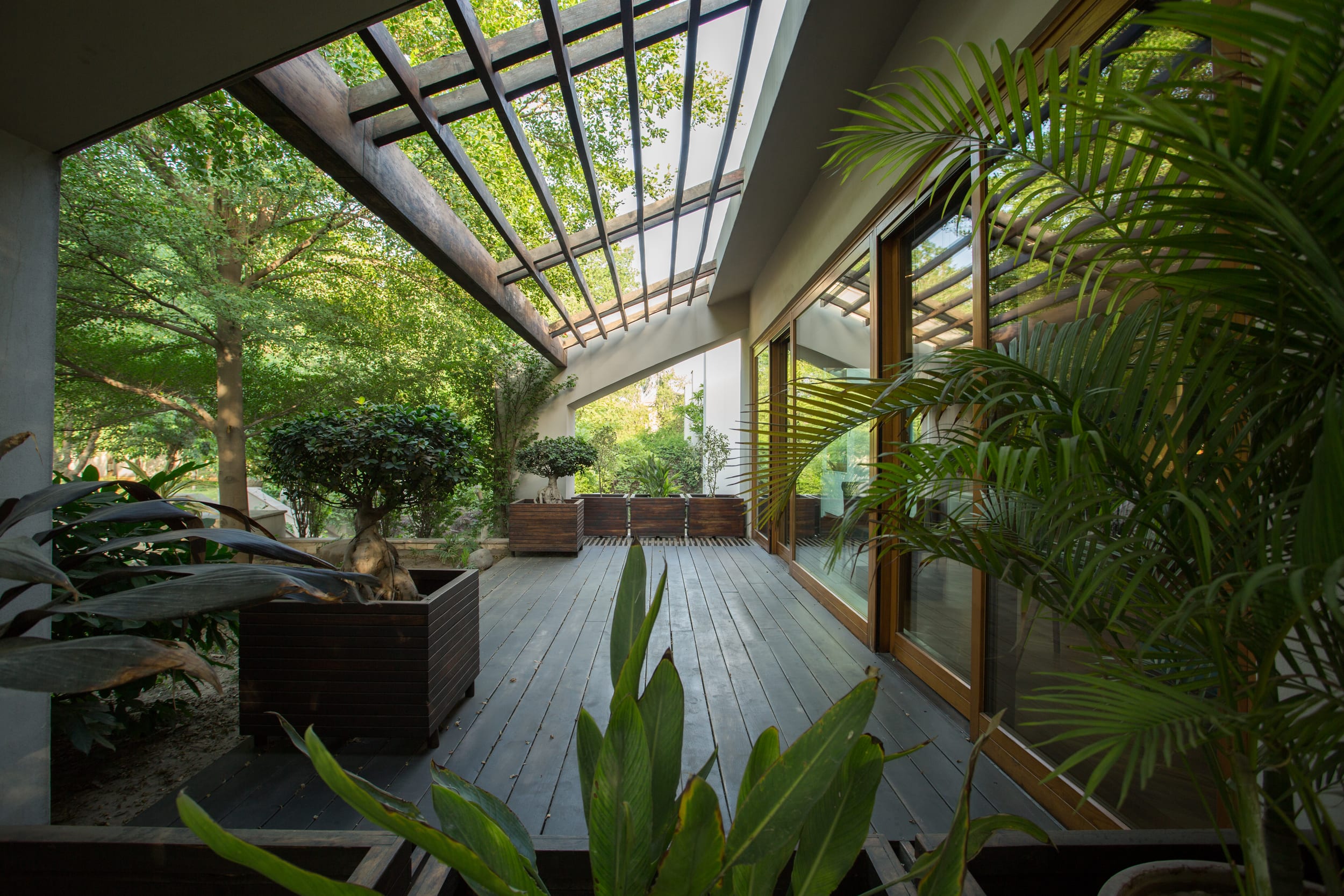 Sadia Mansha Residence